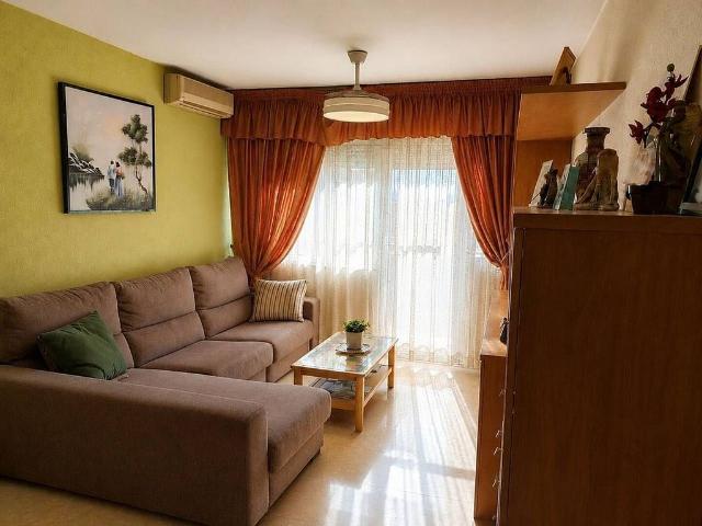 Piso en venta en Mollet del Vallès, de 75 m² 3 habitaciones por 215.000