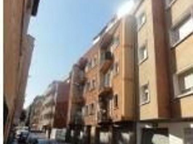 Piso en venta en Mollet del Vallès, de 71 m² 2 habitaciones por 109.000