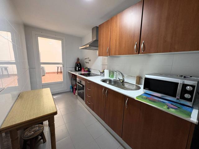 Piso en venta en Molvízar. PISO EN MOLVIZAR PARA ENTRAR A VIVIR. Pisos.