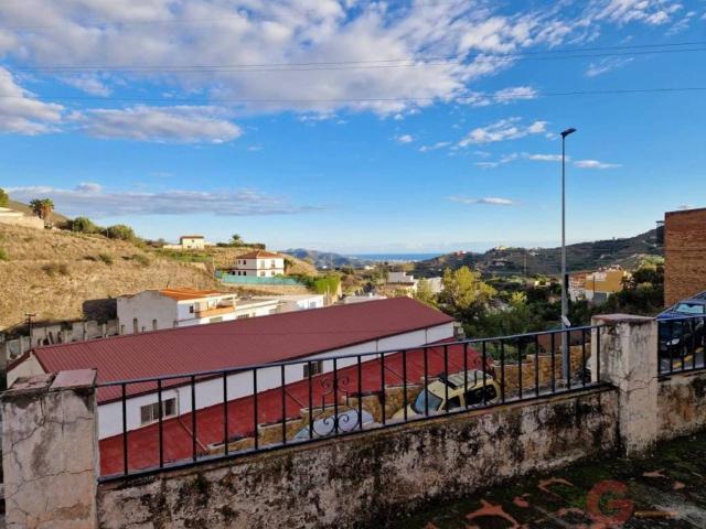 Piso en Venta en Molvízar