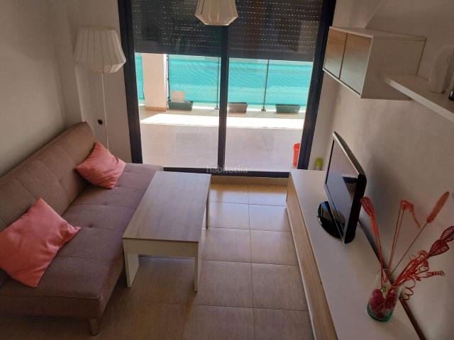 Piso en venta en Moncofa, Moncófar Playa. Entreplanta exterior con terraza y ascensor a un paso de la playa de Moncófar. Pisos.