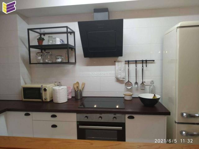 Piso en venta en Mondariz Balneario. Piso semi nuevo amueblado con garaje y bodega. Pisos Mondariz.