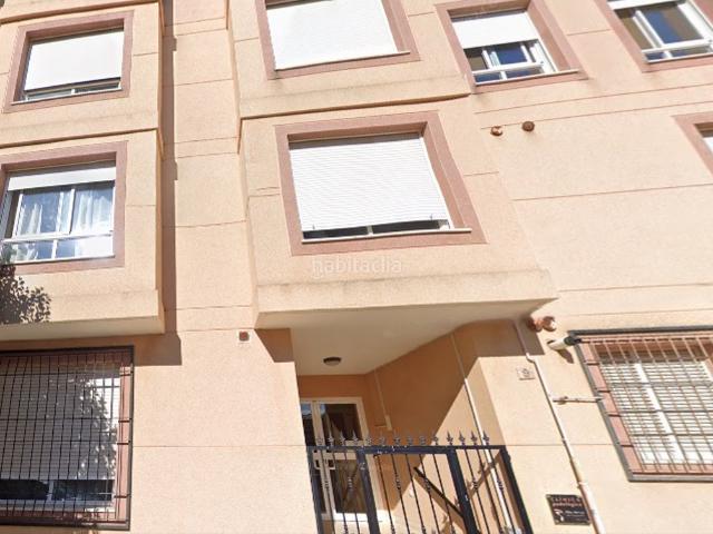 Piso en venta en Monserrat. Pisos.