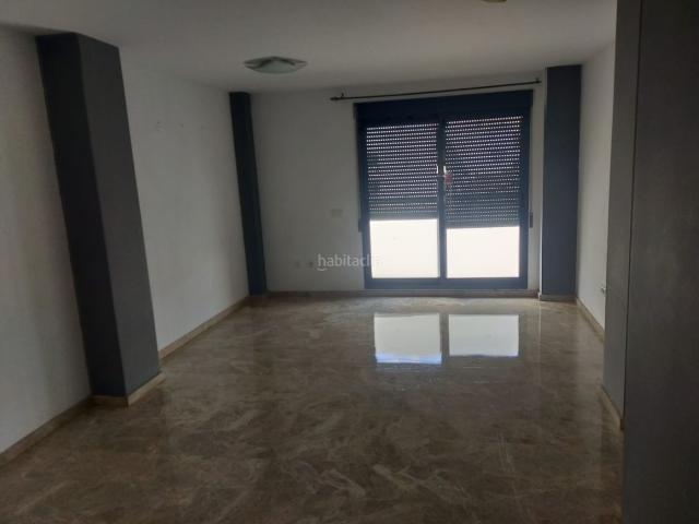 Piso en venta en Monserrat. SUBASTA COMERCIAL PRECIO SALIDA ANUNCIO. Pisos.