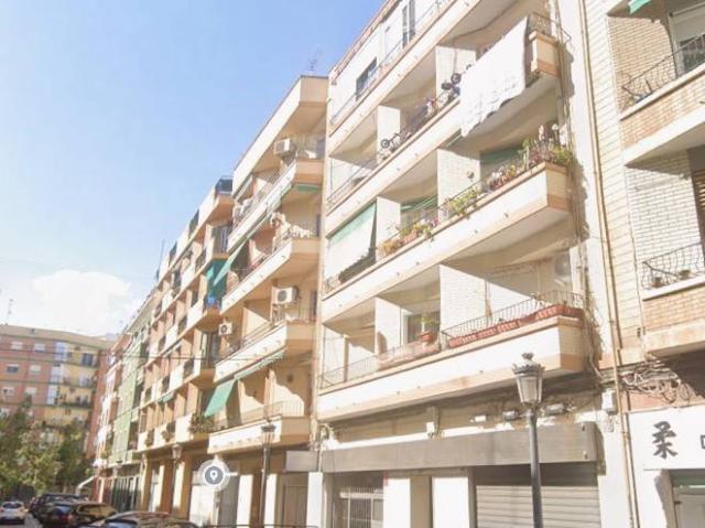 Piso en Venta en Mont Olivet