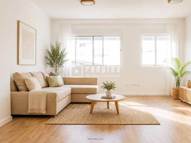 Piso en Venta en Mont Olivet