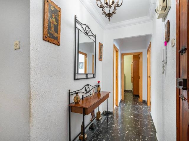 Piso en Venta en Mont Olivet