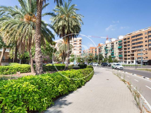 Piso en Venta en Mont Olivet