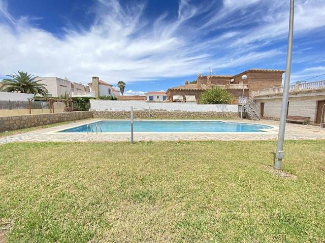 Piso en venta en Mont Roig del Camp, de 80 m² 3 habitaciones por 175.000 €