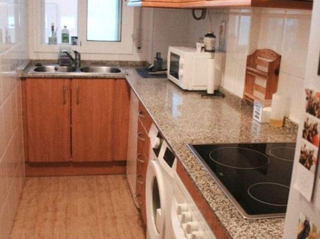 Piso en venta en Montbrió del Camp, de 74 m² 3 habitaciones por 141.000