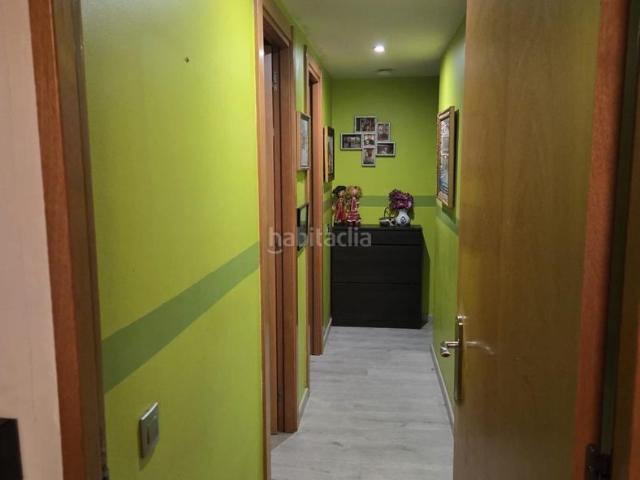 Piso en venta en Montcada i Reixac, Montcada Centre La Ribera. ÁTICO IMPECABLE CON TERRAZA EN PLENO CORAZÓN DE MONTCADA. Pisos Montcada i.