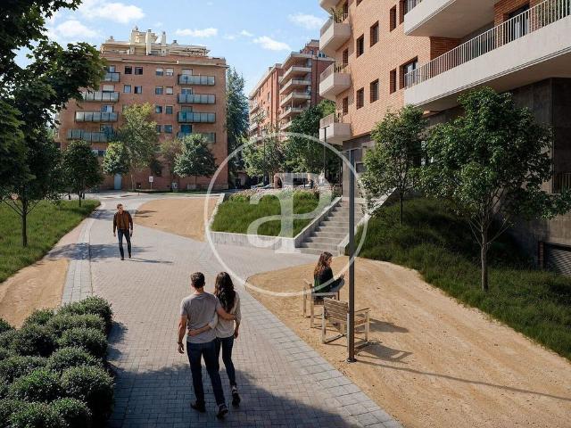 Piso en venta en Montcada i Reixac, de 121 m² 4 habitaciones por 410.000