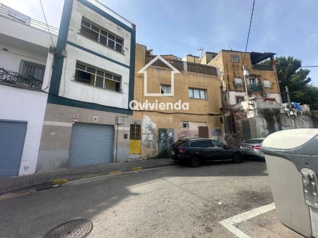 Piso en venta en Montcada i Reixac, Font Pudenta. Piso a reformar de 3 hab en venta en Montcada i Reixac. Pisos Montcada i.