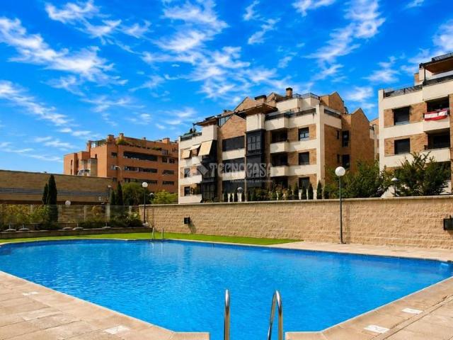 Piso en Venta en Montecarmelo