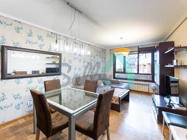 Piso en Venta en Montecerrao