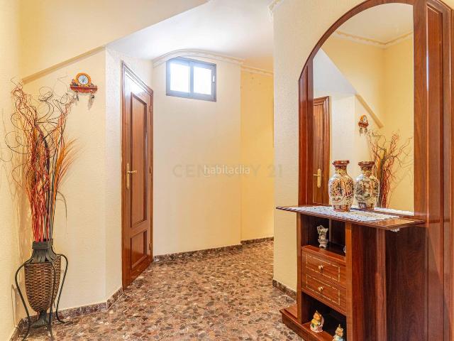 Piso en venta en Montefrío. BONITO PISO DE 3 DORMITORIOS EN PLENO CENTRO DE MONTEFRÍO. Pisos.