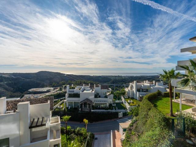 Piso en Venta en Montemayor Marbella Club