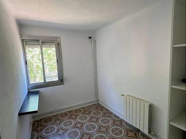 Piso en venta en Montornès del Vallès, de 50 m² 3 habitaciones por 139.000
