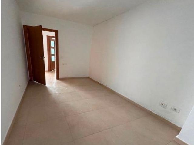 Piso en Venta en Montroy, Valencia