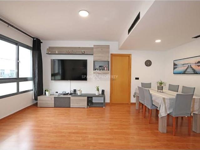 Piso en venta en Montserrat, Valencia