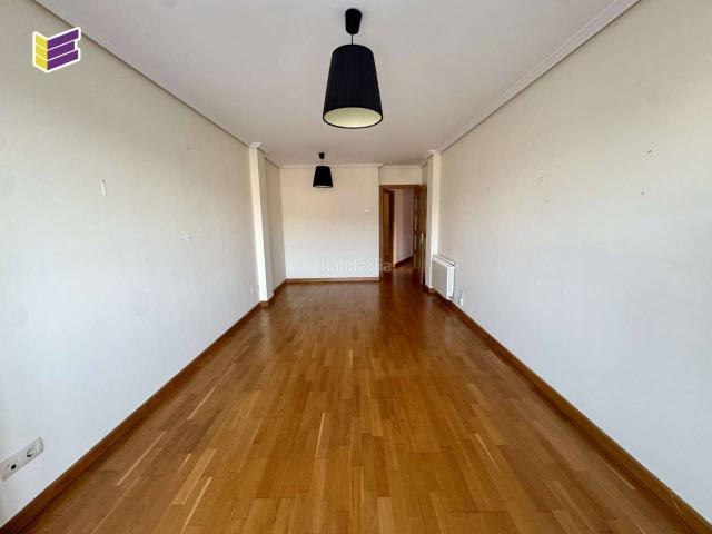 Piso en venta en Mos. Amplio piso de 3 dormitorios con garaje y bodega en Puxeiros !. Pisos.