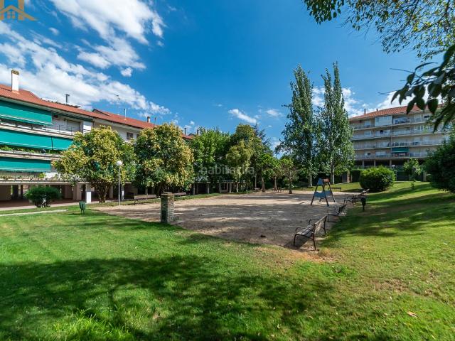 Piso en venta en Móstoles, Parque Coimbra. Dúplex en venta en Calle de la Haya 22, Móstoles. Pisos.