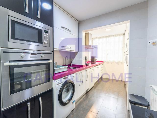 Piso en venta en Móstoles, Suroeste Zona Hospital. AGENCIA INMOBILIARIA CAPITAL HOME MÓSTOLES VENDE EN EXCLUSIVA MAGNÍFICO PISO EN UNA EXCELENTE ZONA DE MÓSTOLES. Pisos.