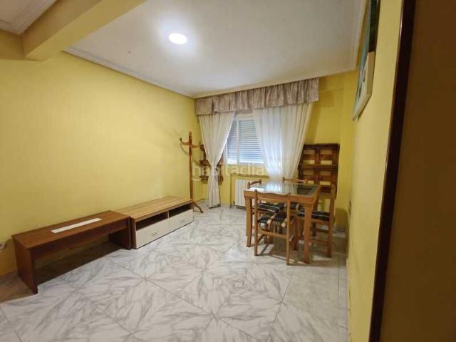 Piso en venta en Móstoles, Suroeste Zona Hospital. Globalpiso pone a la venta en exclusiva esta fantástica vivienda situada en Móstoles, en una zona consolidada con todos los servic. Pisos.