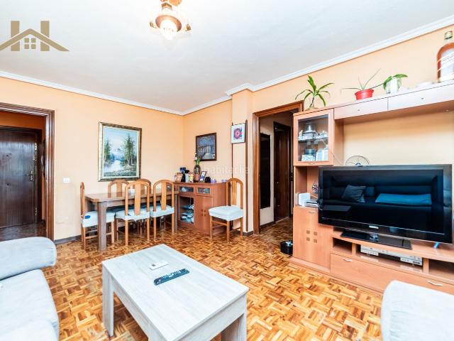 Piso en venta en Móstoles, Suroeste Zona Hospital. Piso en venta en Calle del Río Genil. Pisos.