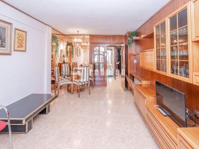 Piso en venta en Móstoles, Villafontana Estoril I. Estupendo piso en Zona Libertad. Plaza de garaje opcional. Pisos.