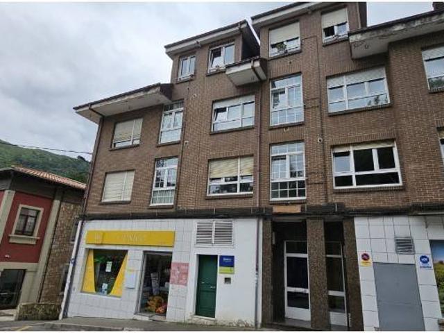 Piso en Venta en Morcín