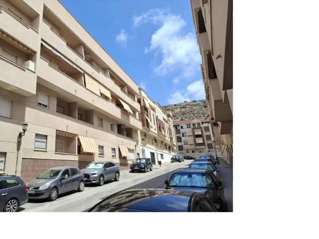 Piso en Venta en Motril