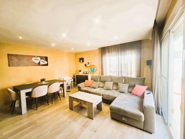 Piso en venta en Nucia la, La Nucia Pueblo. Espectacular Piso Reformado con garaje y trastero en La Nucía. Pisos Nucia.