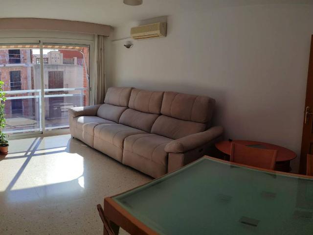 Piso en Venta en Nucli Urbà