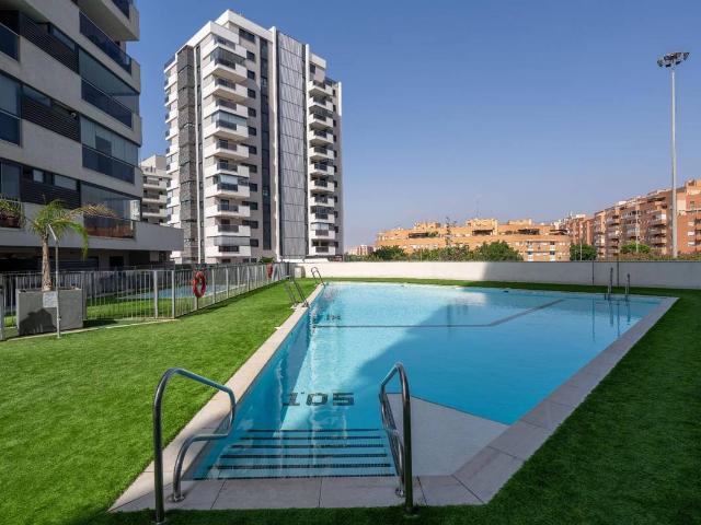Piso en Venta en Nueva Andalucía