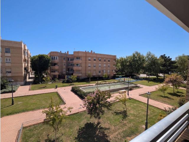 Piso en venta en Nueva Andalucía 04006