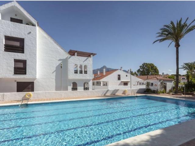 Piso en Venta en Nueva Andalucía centro