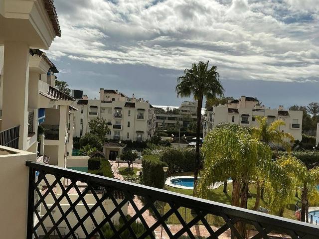 Piso en Venta en Nueva Andalucía centro