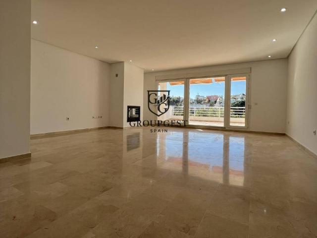 Piso en Venta en Nueva Torrequebrada