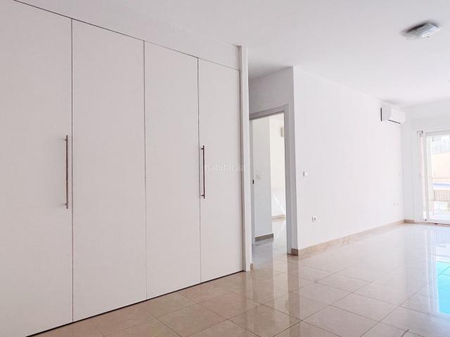 Piso en venta en Náquera, Casco Urbano. Fantástica vivienda, amplia y luminosa, muy buen situada con piscina. Pisos.
