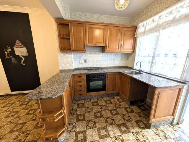 Piso en venta en Narón, A Gándara. piso con ascensor y terraza cubierta. Pisos.