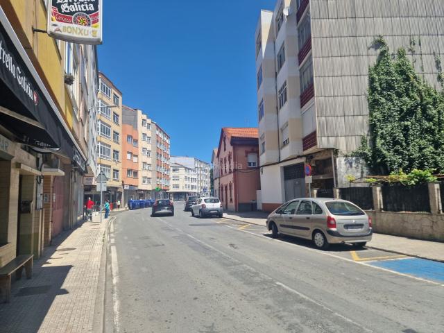 Piso en venta en Narón, Alto del Castaño. PISO PARA ENTRAR A VIVIR. Pisos.