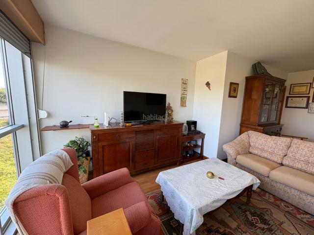 Piso en venta en Narón, Alto del Castaño. Pisos.