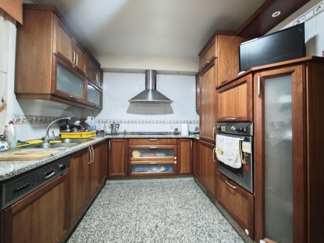 Piso en venta en Narón, Alto del Castaño. Pisos.