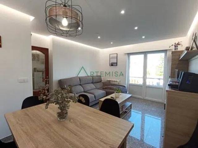 Piso en Venta en Narón