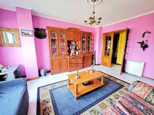 Piso en Venta en Narón