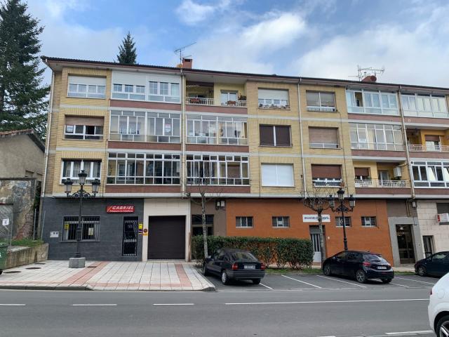 Piso en Venta en Nava