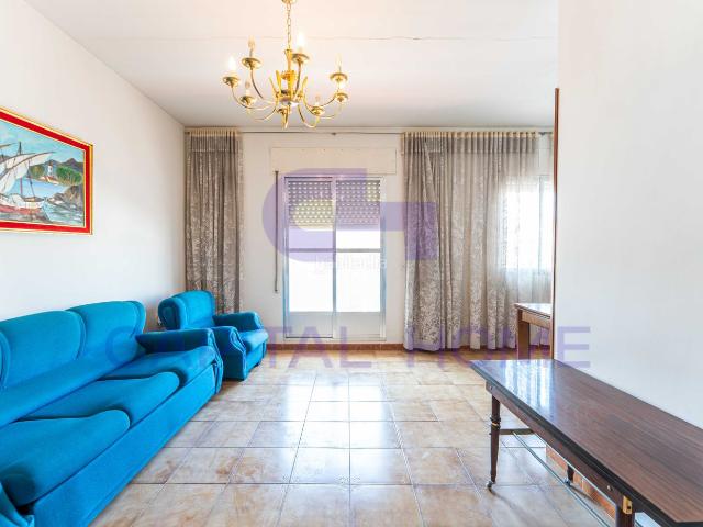 Piso en venta en Navalcarnero, Centro. INMOBILIARIA CAPITAL HOME NAVALCARNERO VENDE EN EXCLUSIVA esta amplia vivienda. Pisos.