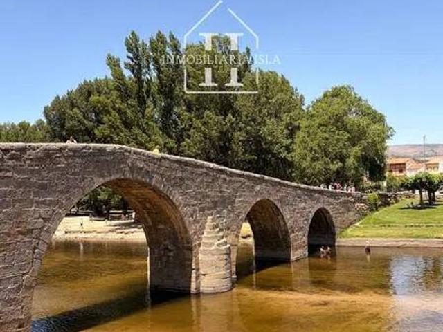 Piso en Venta en Navaluenga