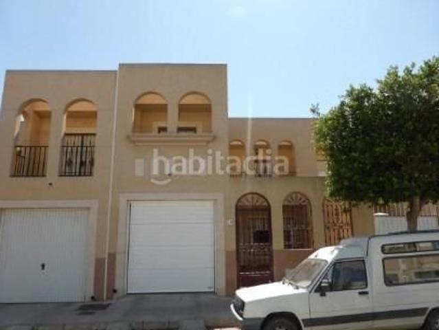 Piso en venta en Níjar, San Isidro Campohermoso. Pisos.